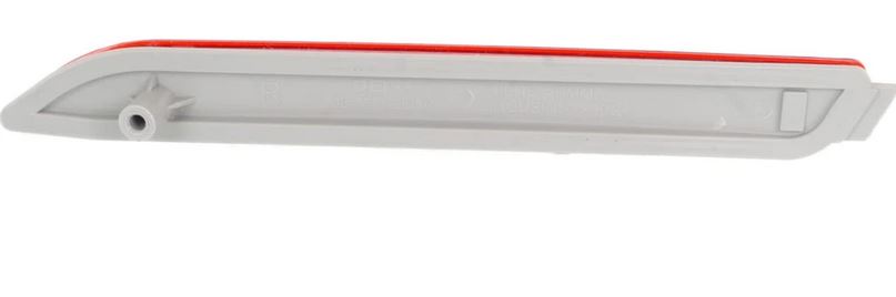 REFLECTOR REAR RIGHT SIDE EXCLUDELUDE SIENNA SE/ AVALON HYBRID MODEL - Image 3