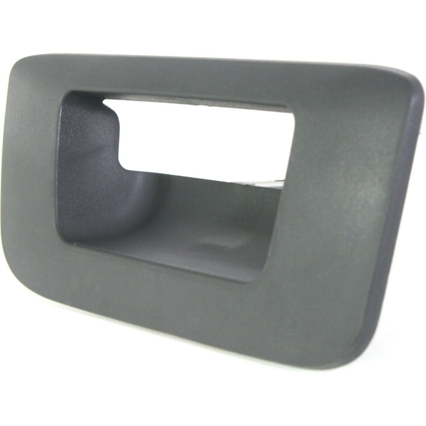 TAILGATE HANDLE OUTER BEZEL TEXTURED WITHOUT KEY HOLE - Image 2